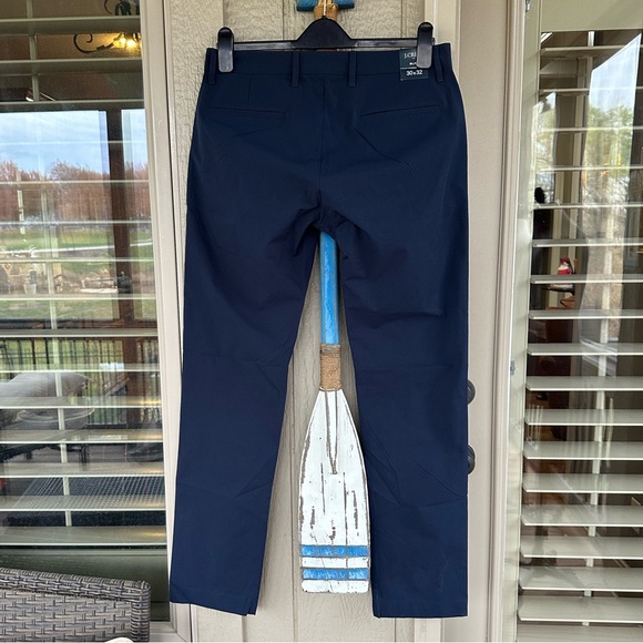 J CREW ⛵️ NWT Men’s Navy ‘Slim Fit’ Performance Tech Pants - Size 30/32 - Picture 8 of 12